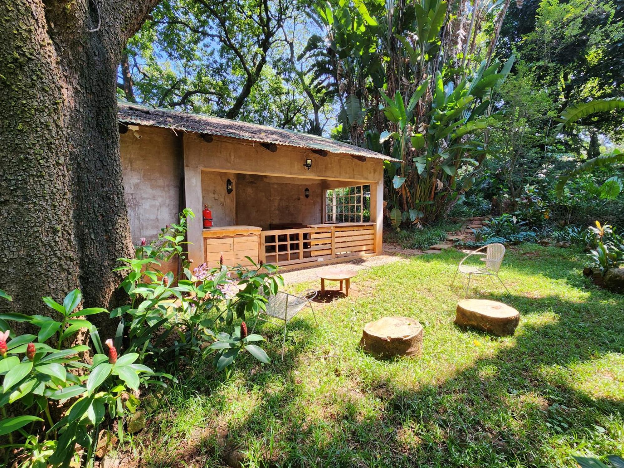 Softwaters Guesthouse Cottages Louis Trichardt Eksteriør bilde
