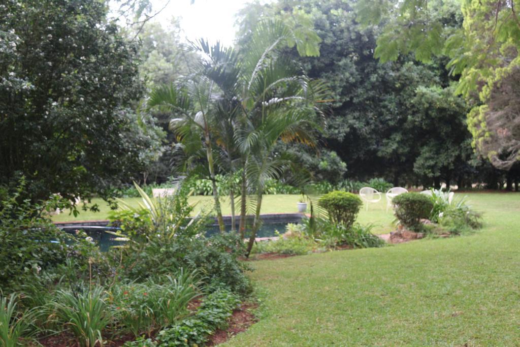 Softwaters Guesthouse Cottages Louis Trichardt Eksteriør bilde